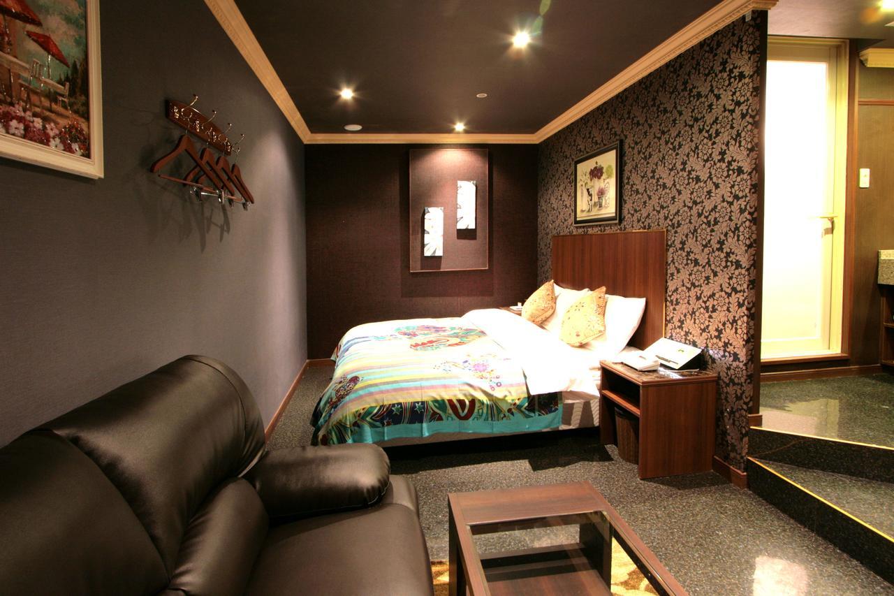 Hotel Sari Seki Inter (Adults Only) à Kameyama Extérieur photo