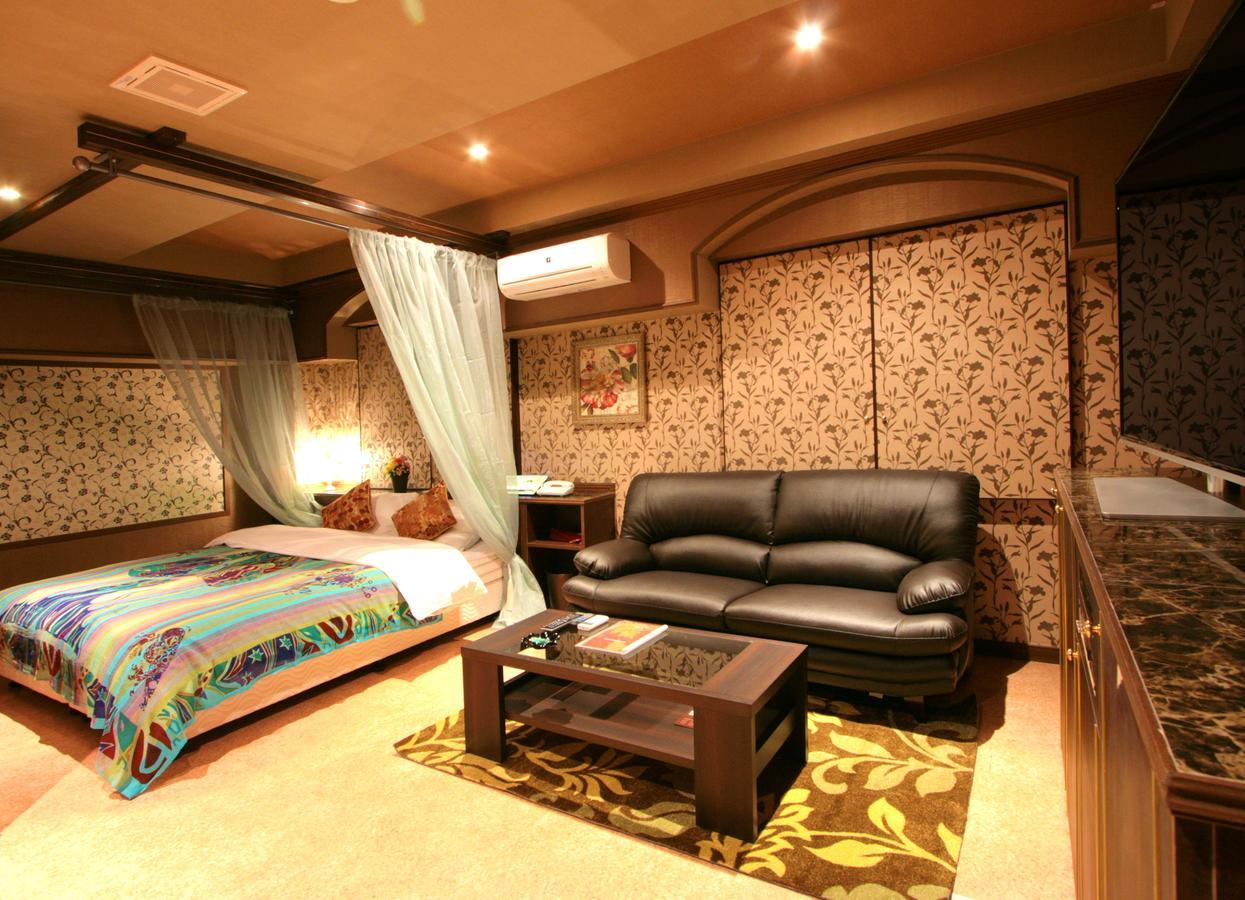 Hotel Sari Seki Inter (Adults Only) à Kameyama Extérieur photo