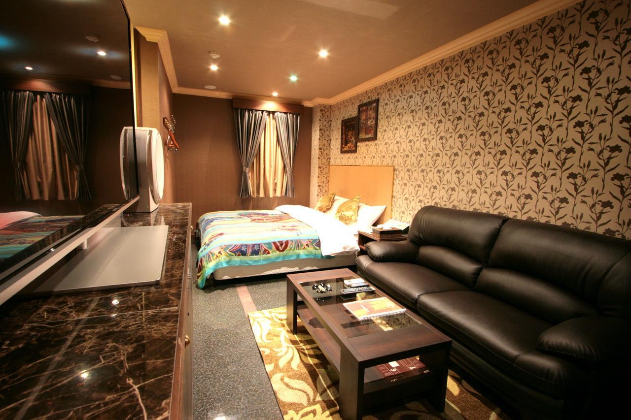 Hotel Sari Seki Inter (Adults Only) à Kameyama Extérieur photo