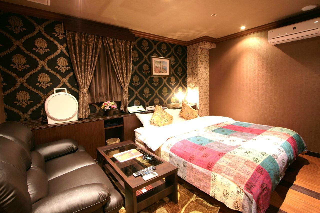 Hotel Sari Seki Inter (Adults Only) à Kameyama Extérieur photo