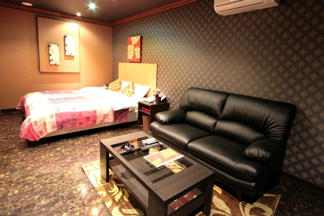 Hotel Sari Seki Inter (Adults Only) à Kameyama Extérieur photo