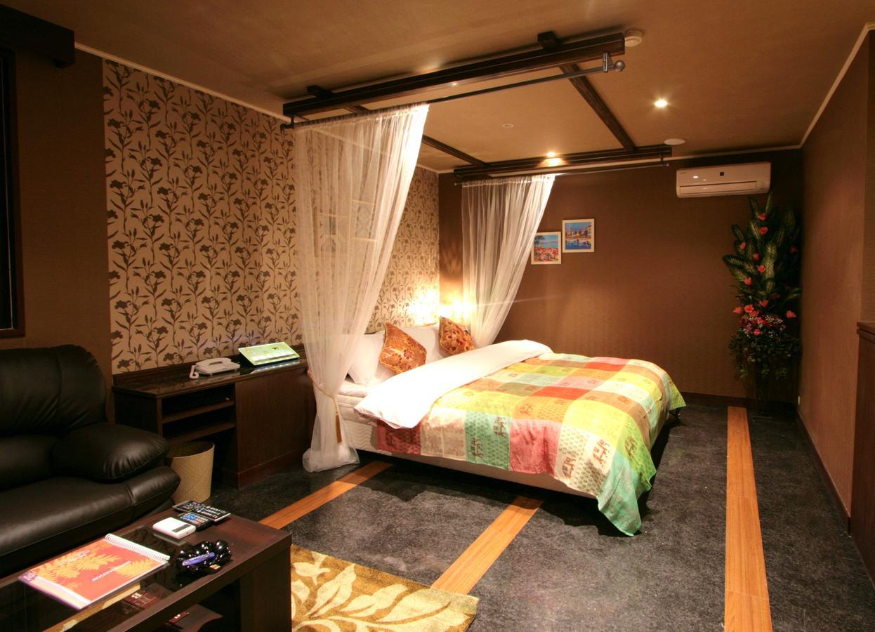 Hotel Sari Seki Inter (Adults Only) à Kameyama Extérieur photo